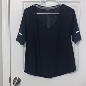 Lululemon top size 4